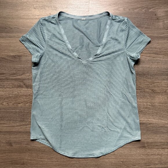 Lululemon Women's All Love Tee *Striped Mesh - Blue - Picture 2 of 6